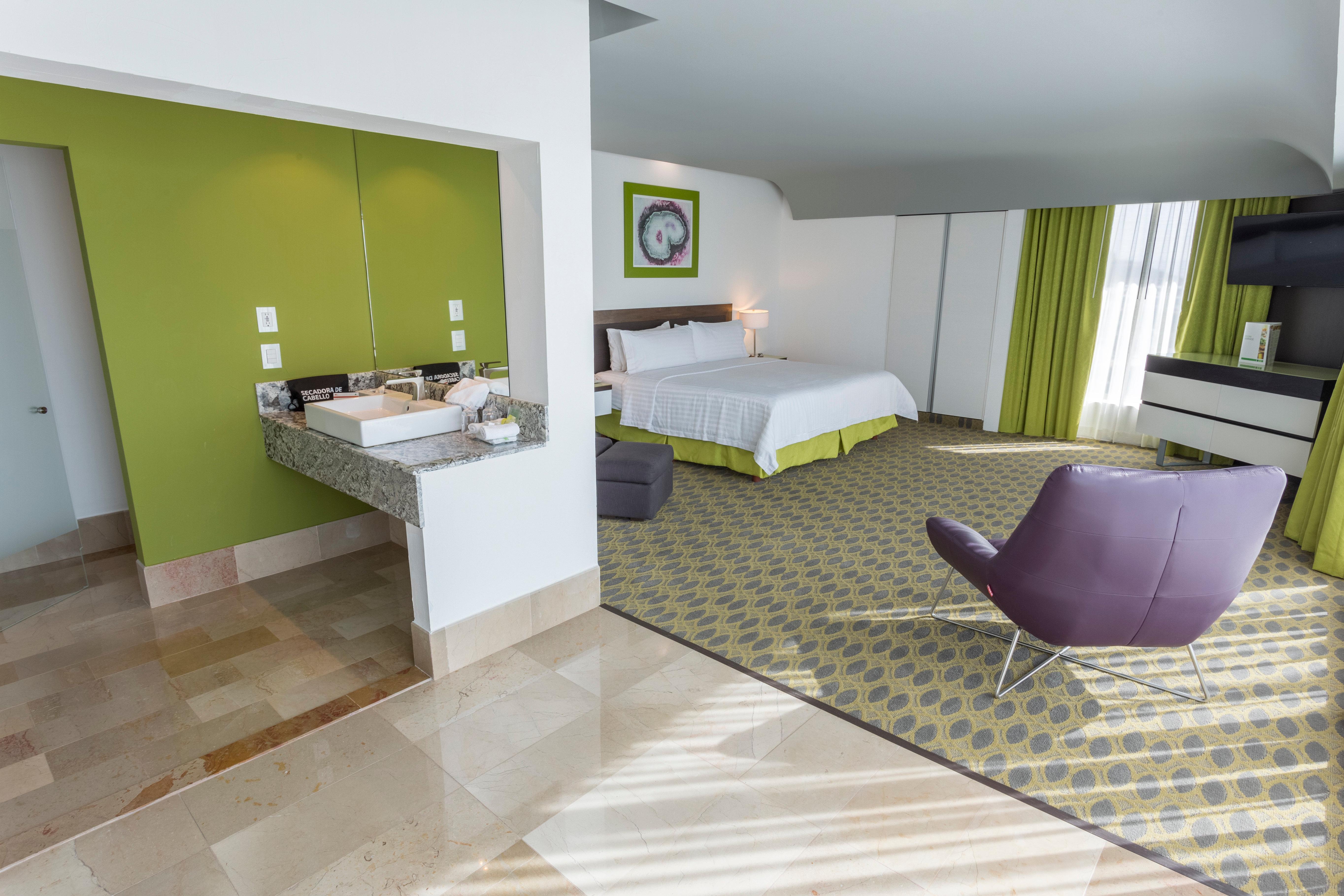 Holiday Inn Queretaro Zona Krystal By Ihg Exterior photo