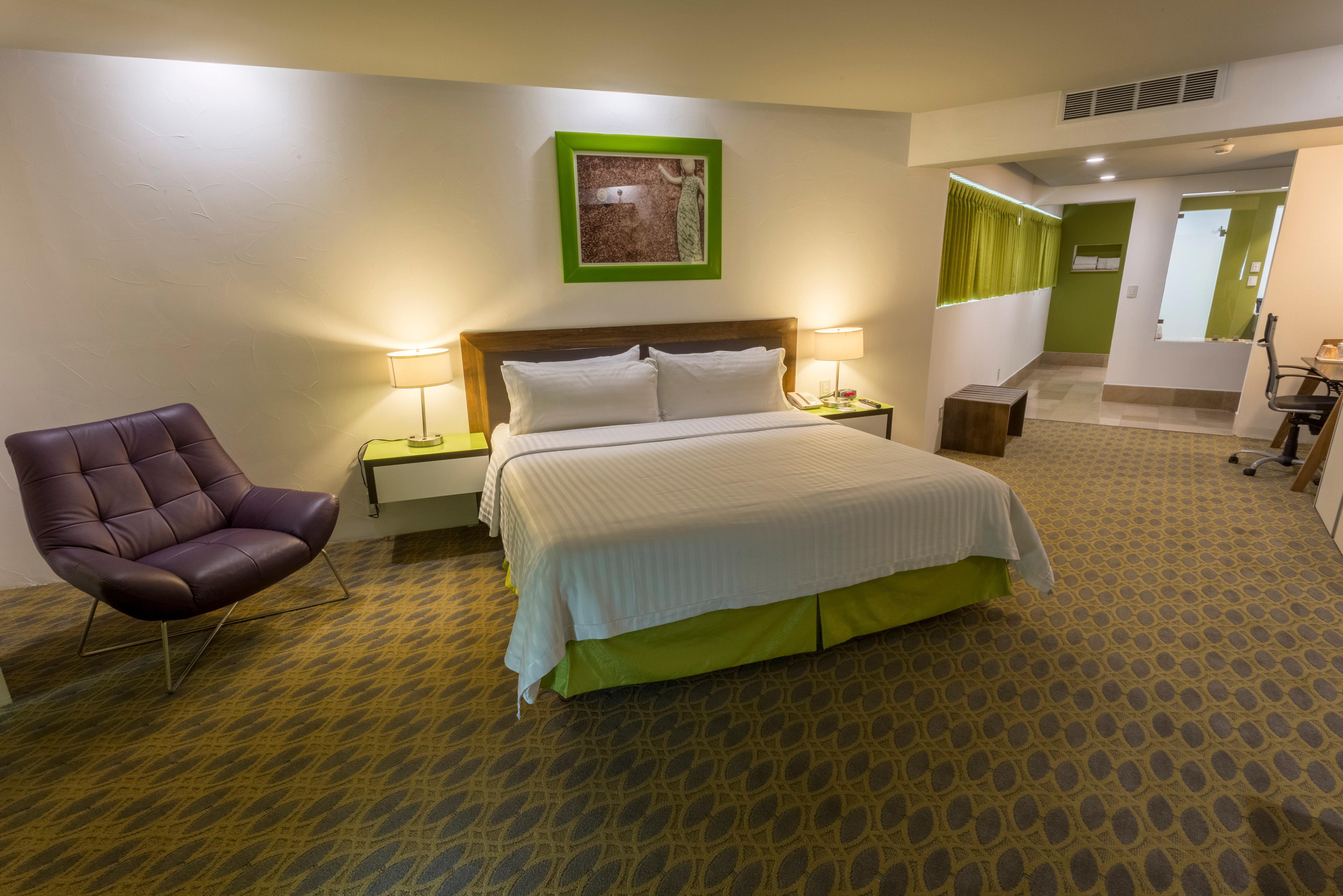 Holiday Inn Queretaro Zona Krystal By Ihg Exterior photo