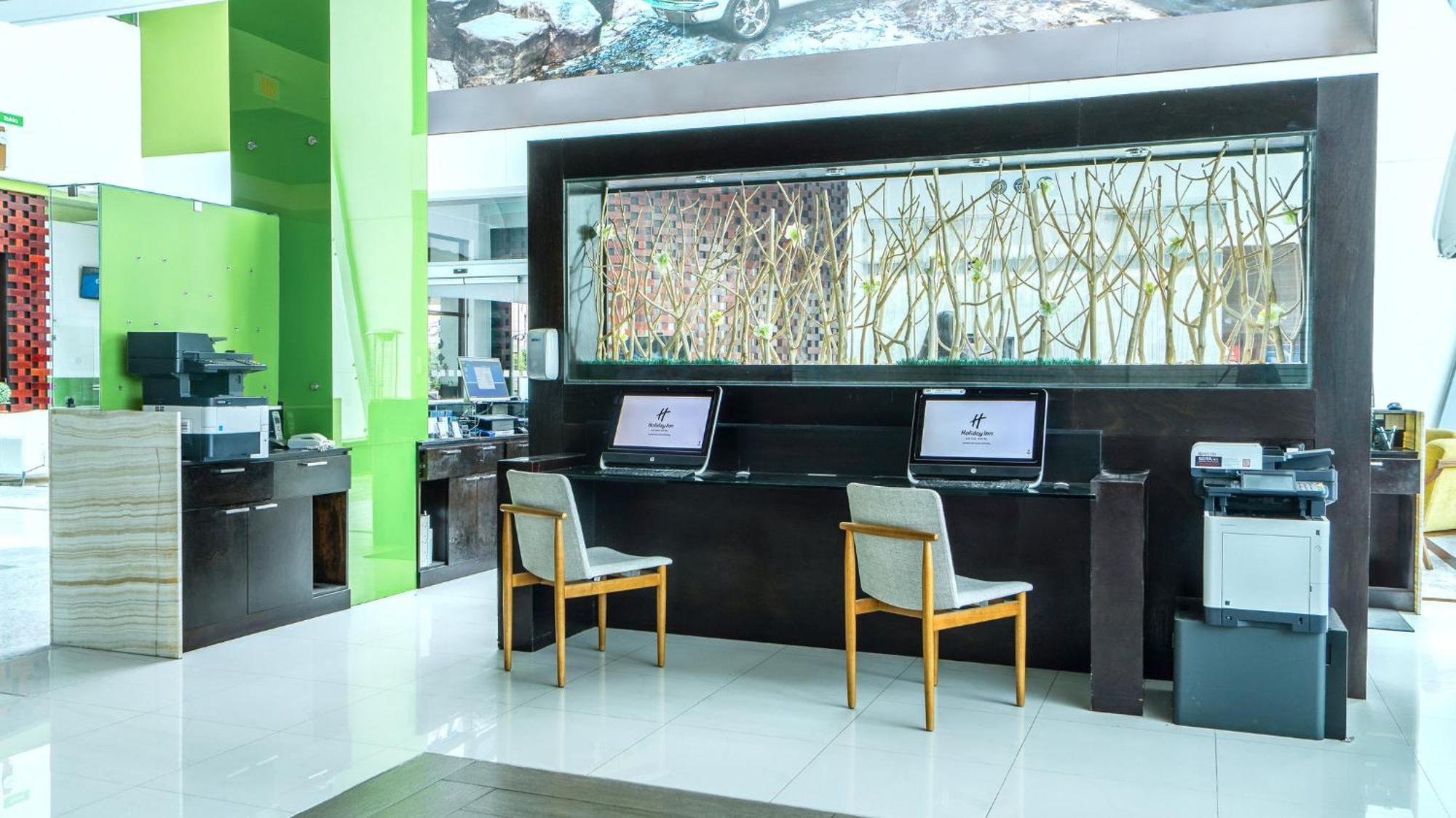 Holiday Inn Queretaro Zona Krystal By Ihg Exterior photo